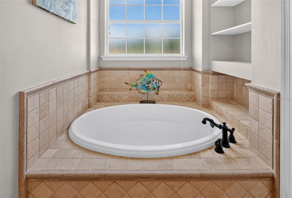 For Sale: $829,000 (5 beds, 3 baths, 3843 Square Feet)