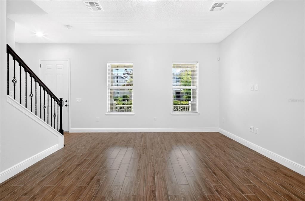 En Venta: $499,999 (3 camas, 2 baños, 2039 Pies cuadrados)