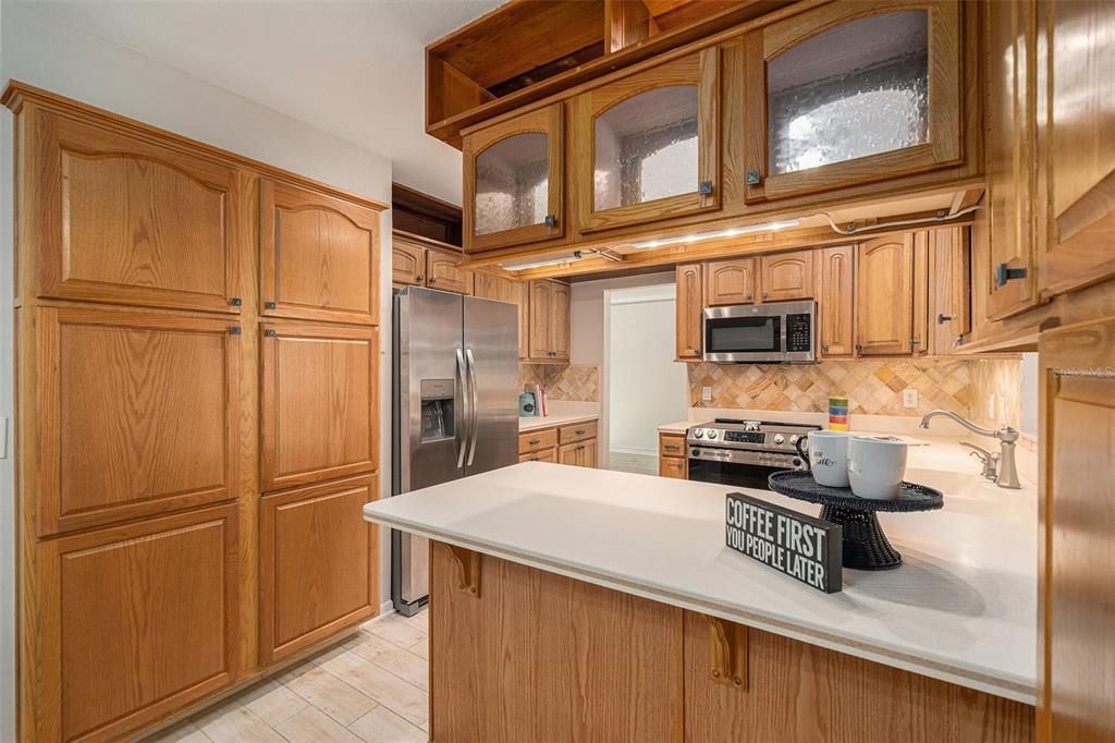 For Rent: $3,000 (3 beds, 2 baths, 2082 Square Feet)