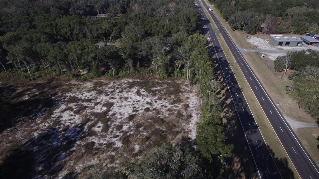 На продажу: $599,900 (12.04 acres)