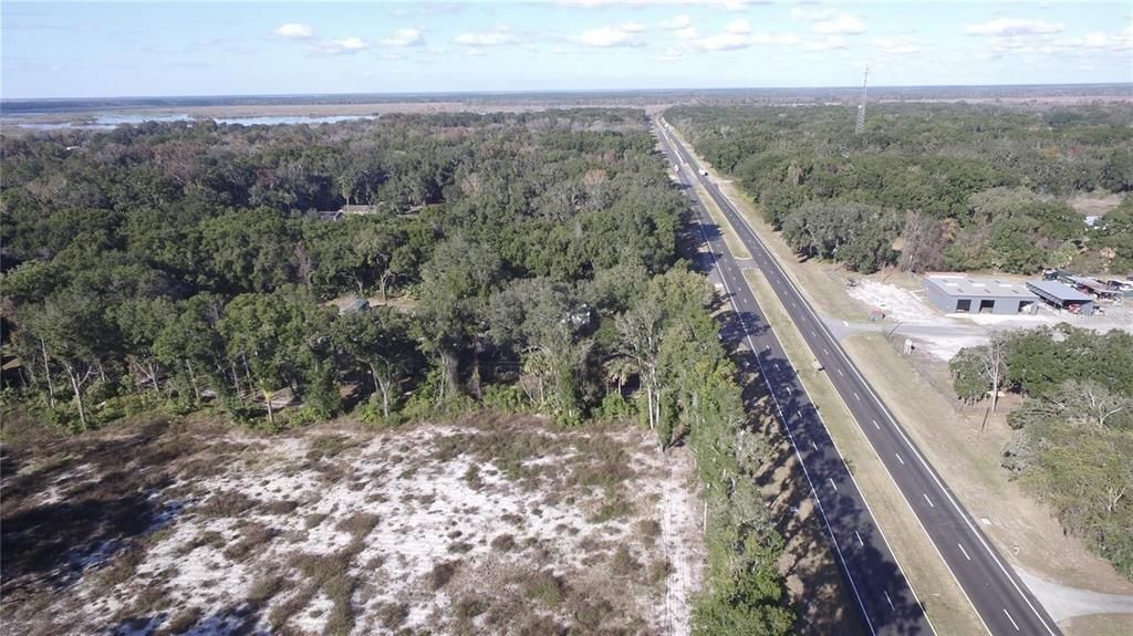 На продажу: $599,900 (12.04 acres)