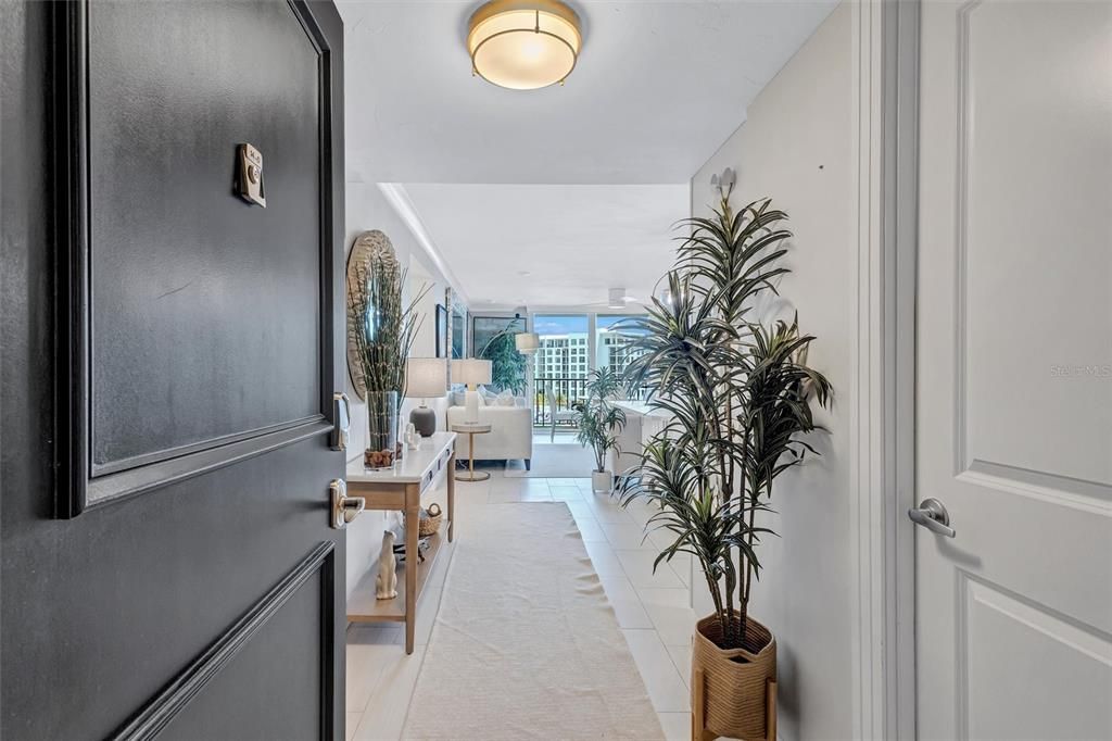 For Sale: $589,000 (2 beds, 2 baths, 1220 Square Feet)