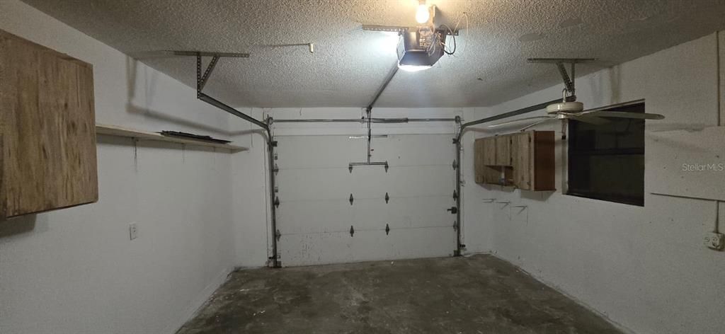 For Rent: $1,850 (2 beds, 2 baths, 848 Square Feet)