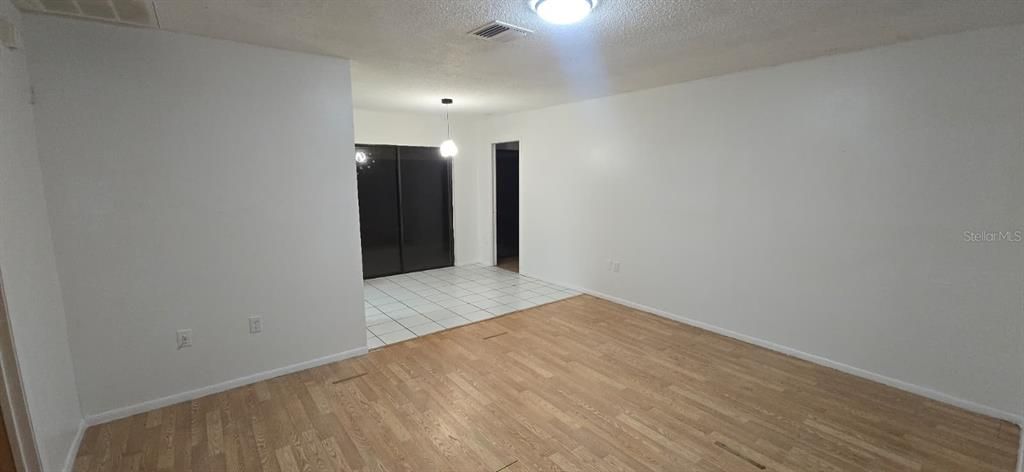 For Rent: $1,850 (2 beds, 2 baths, 848 Square Feet)