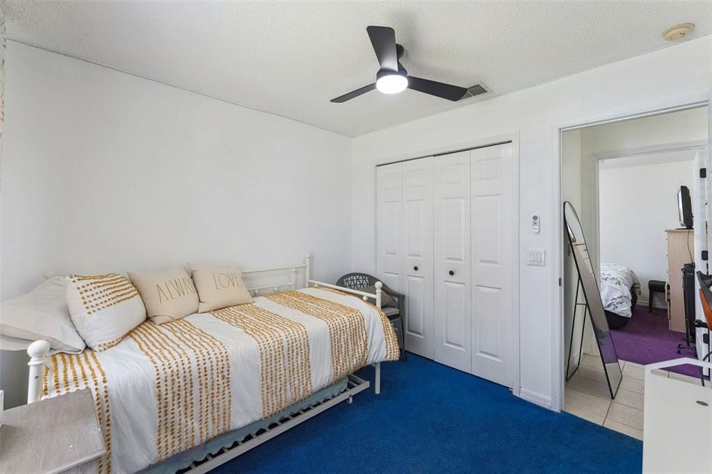 En Venta: $435,000 (4 camas, 2 baños, 2061 Pies cuadrados)