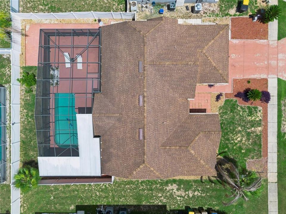 En Venta: $435,000 (4 camas, 2 baños, 2061 Pies cuadrados)
