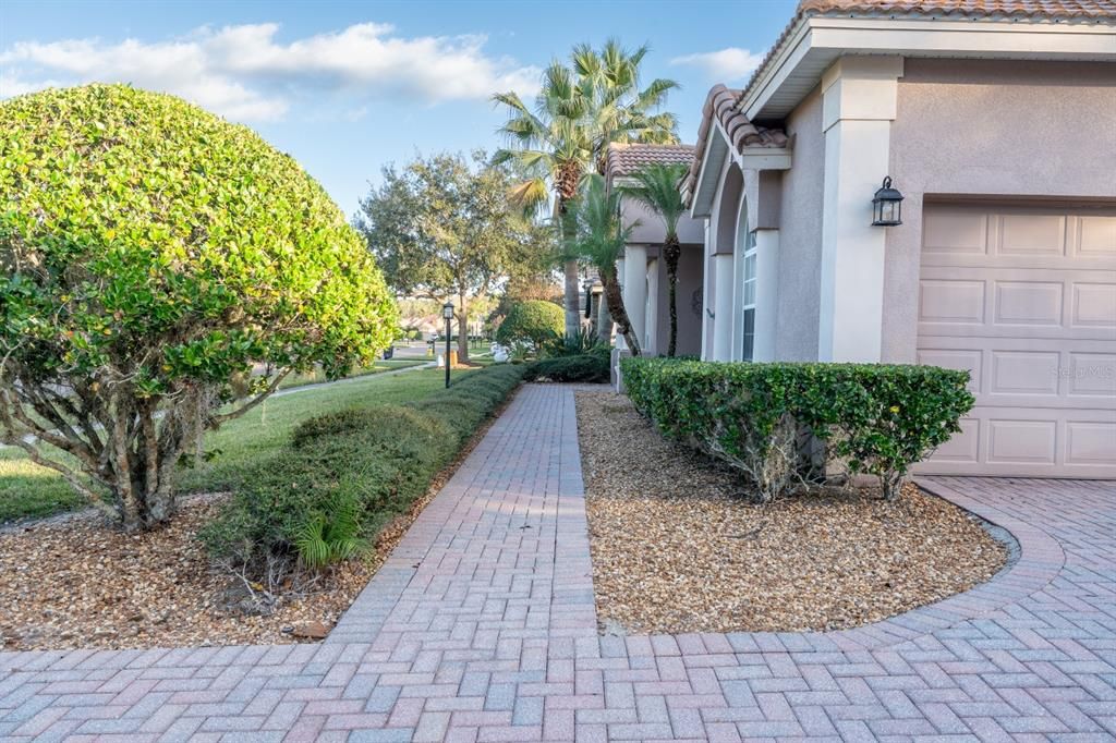 For Sale: $925,000 (4 beds, 3 baths, 3289 Square Feet)