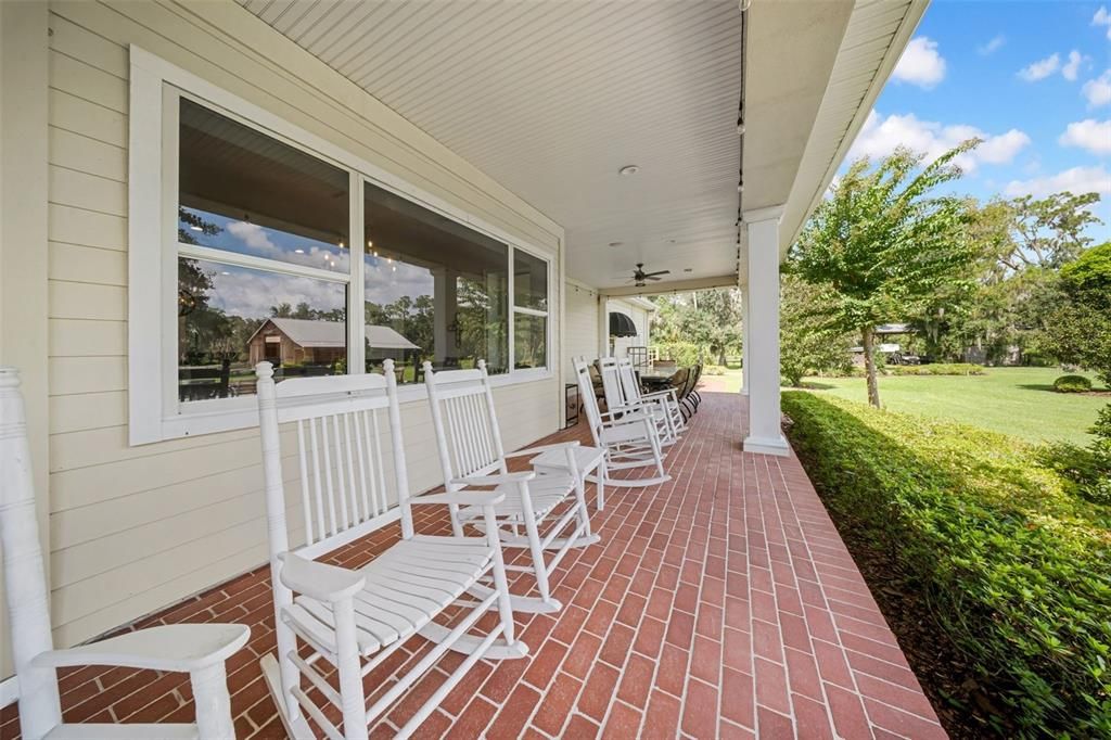 For Sale: $1,850,000 (5 beds, 4 baths, 5777 Square Feet)