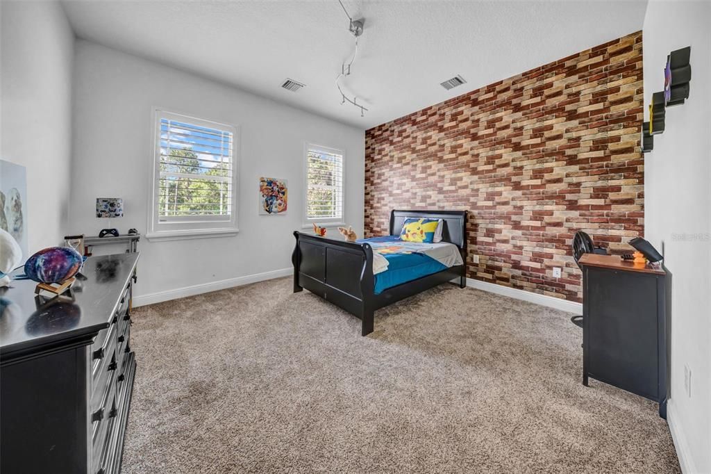 For Sale: $1,850,000 (5 beds, 4 baths, 5777 Square Feet)