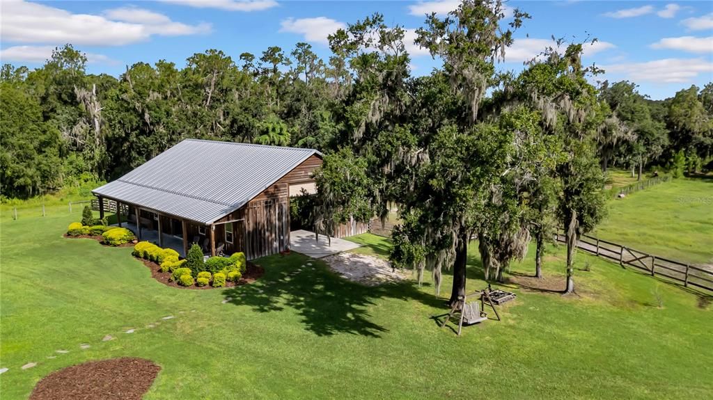 For Sale: $1,850,000 (5 beds, 4 baths, 5777 Square Feet)