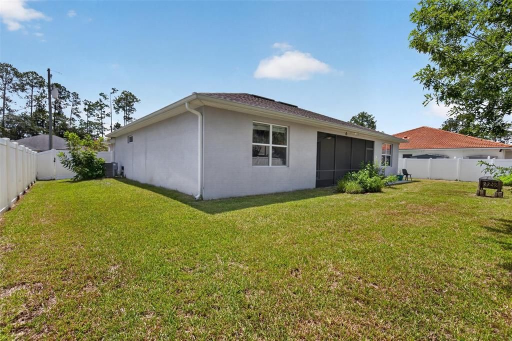 For Sale: $320,000 (3 beds, 2 baths, 1795 Square Feet)