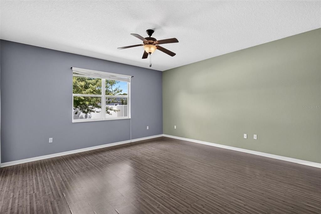 For Sale: $320,000 (3 beds, 2 baths, 1795 Square Feet)