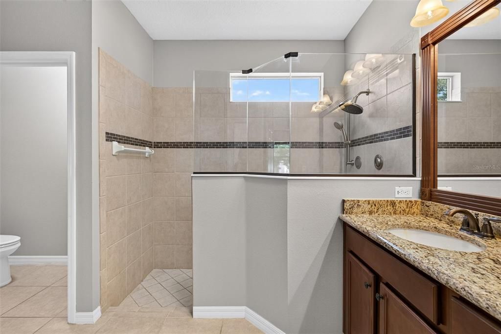 For Sale: $320,000 (3 beds, 2 baths, 1795 Square Feet)