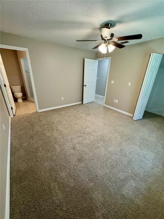For Sale: $305,000 (3 beds, 2 baths, 1200 Square Feet)