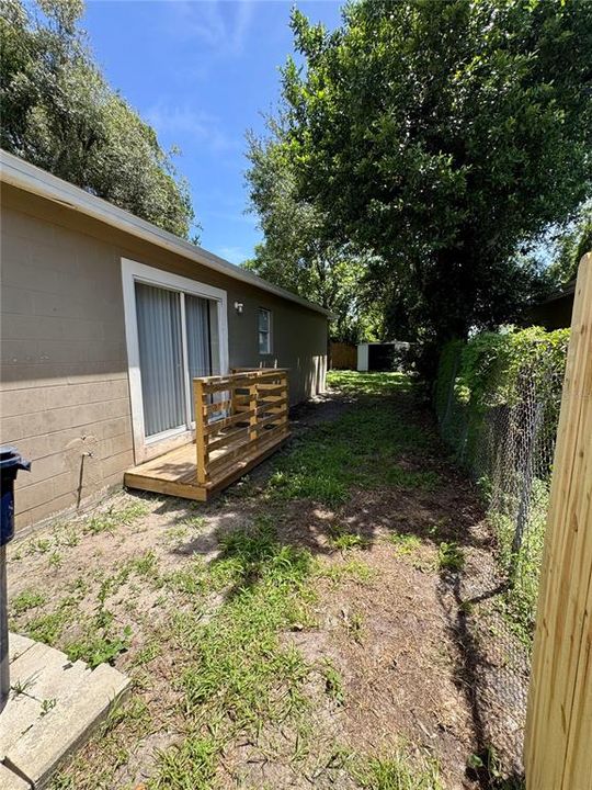 For Sale: $305,000 (3 beds, 2 baths, 1200 Square Feet)