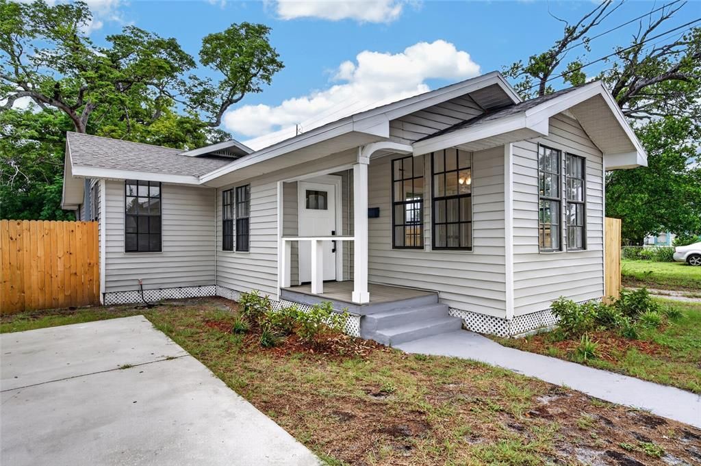 En Venta: $285,000 (4 camas, 1 baños, 1204 Pies cuadrados)
