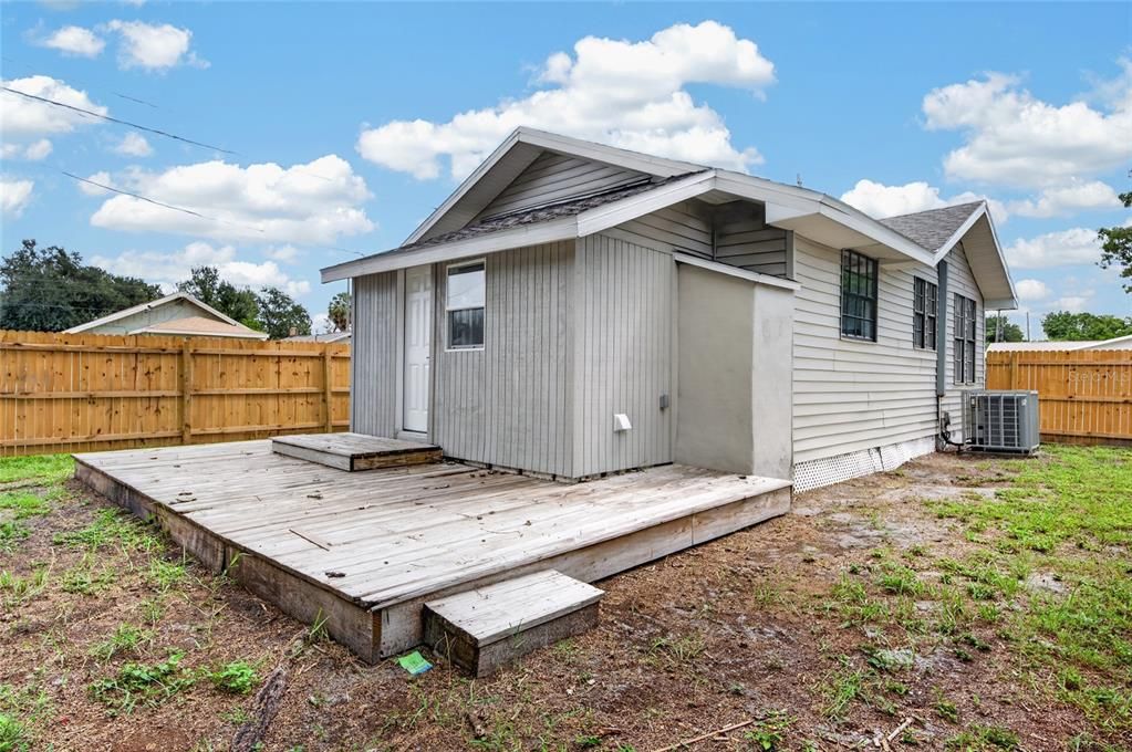 En Venta: $285,000 (4 camas, 1 baños, 1204 Pies cuadrados)