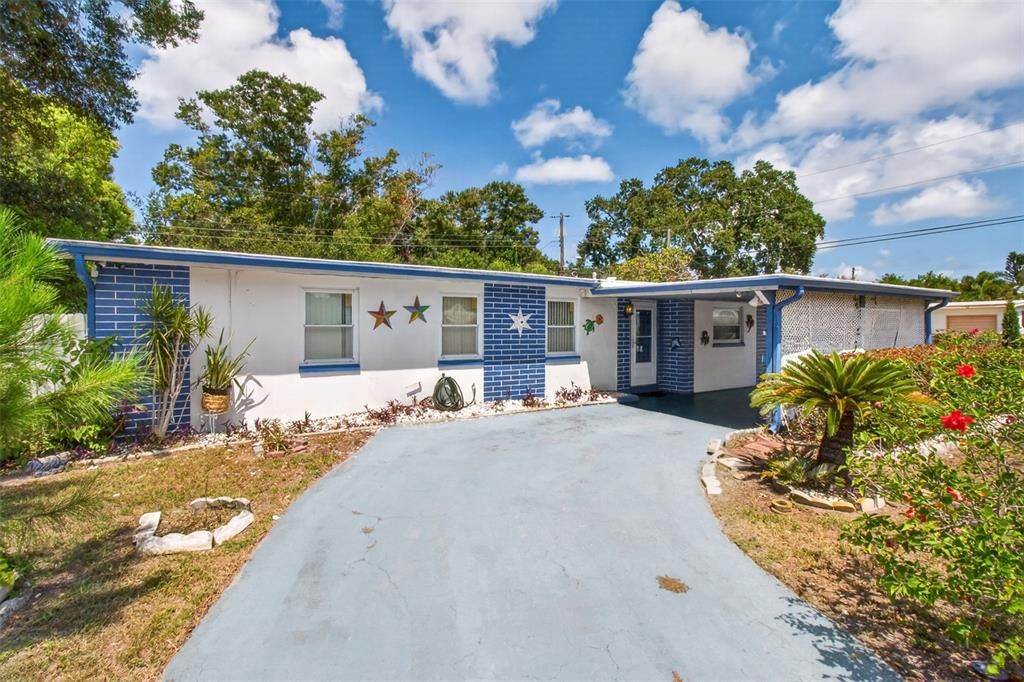 For Sale: $349,900 (3 beds, 2 baths, 1176 Square Feet)