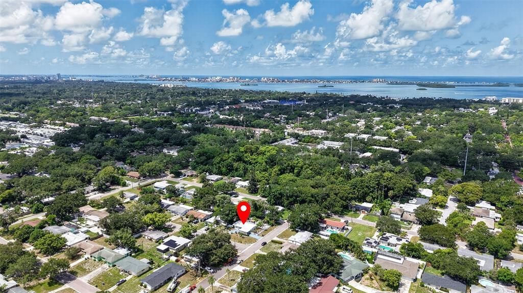 For Sale: $349,900 (3 beds, 2 baths, 1176 Square Feet)