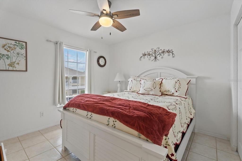 For Sale: $189,000 (2 beds, 2 baths, 1313 Square Feet)