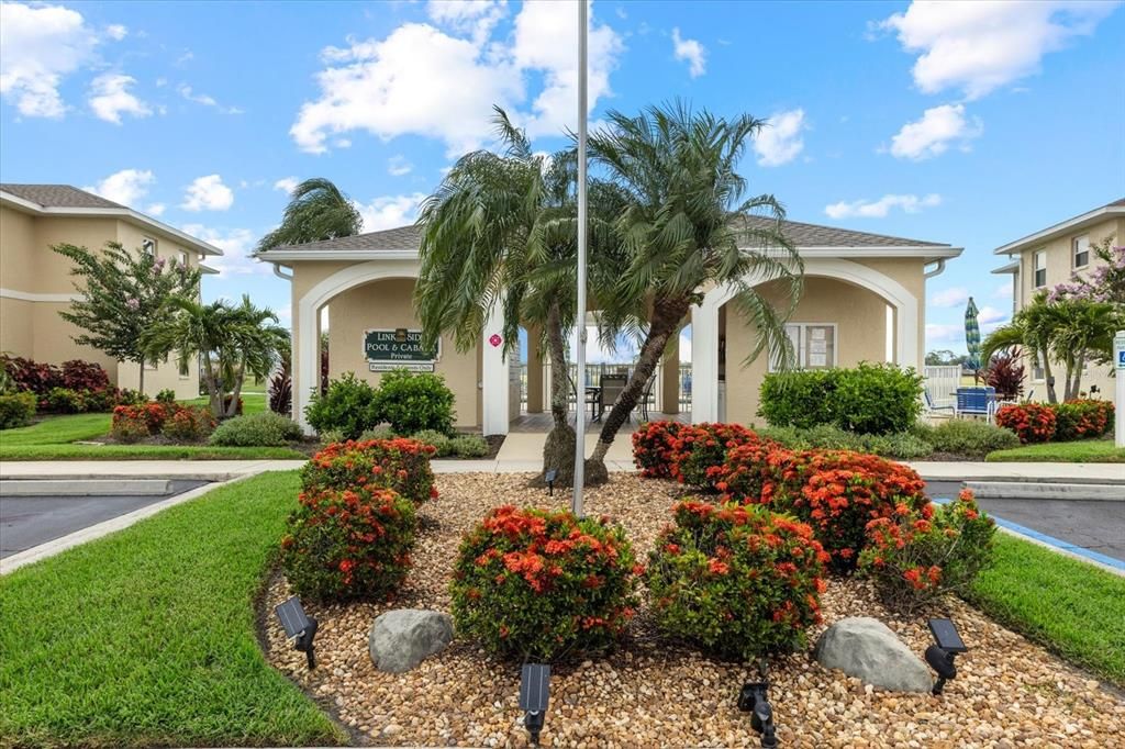 For Sale: $189,000 (2 beds, 2 baths, 1313 Square Feet)