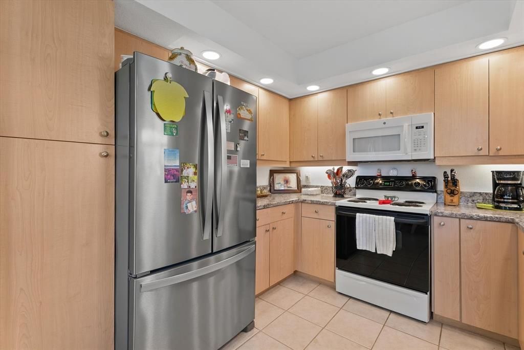 For Sale: $189,000 (2 beds, 2 baths, 1313 Square Feet)
