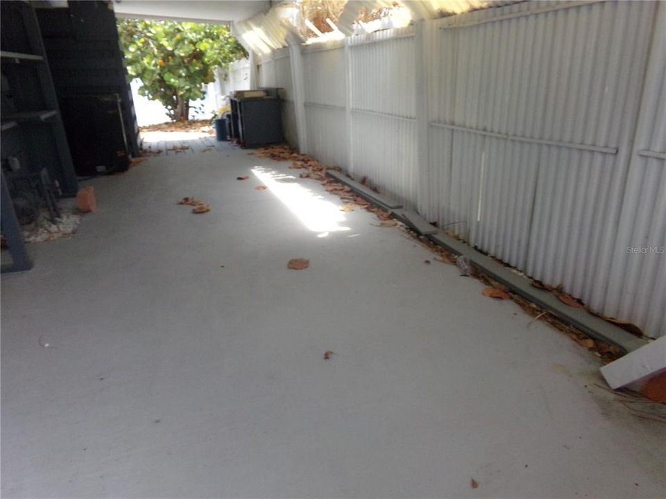For Sale: $1,200,000 (4 beds, 2 baths, 2320 Square Feet)