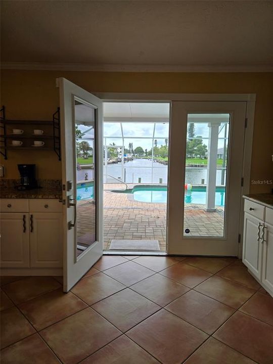 For Sale: $1,200,000 (4 beds, 2 baths, 2320 Square Feet)