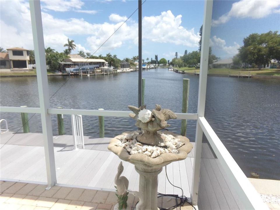 For Sale: $1,200,000 (4 beds, 2 baths, 2320 Square Feet)