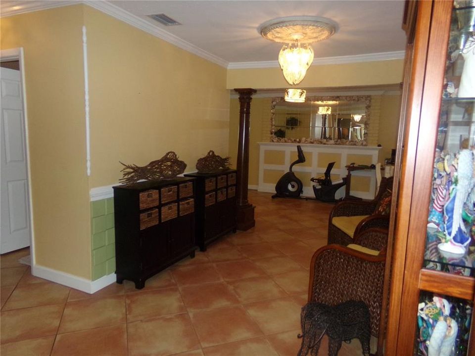 For Sale: $1,200,000 (4 beds, 2 baths, 2320 Square Feet)
