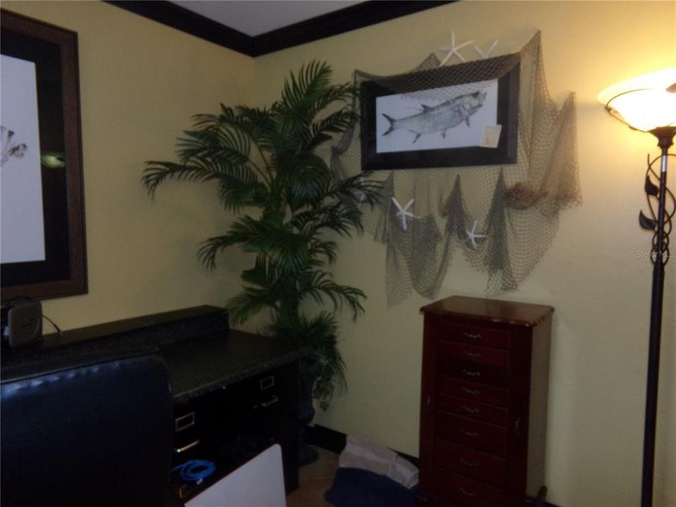 For Sale: $1,200,000 (4 beds, 2 baths, 2320 Square Feet)
