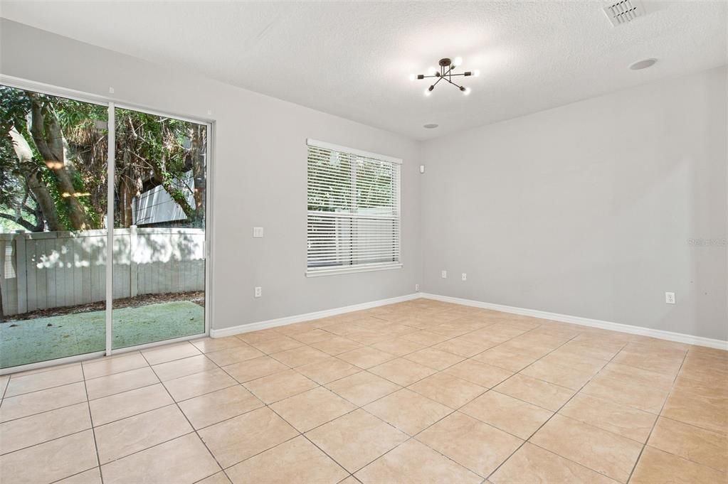 For Rent: $2,650 (3 beds, 2 baths, 1733 Square Feet)