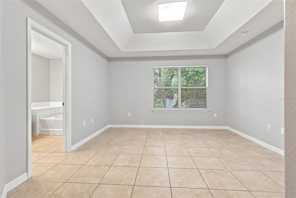 For Rent: $2,650 (3 beds, 2 baths, 1733 Square Feet)
