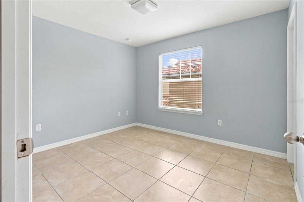 For Rent: $2,650 (3 beds, 2 baths, 1733 Square Feet)