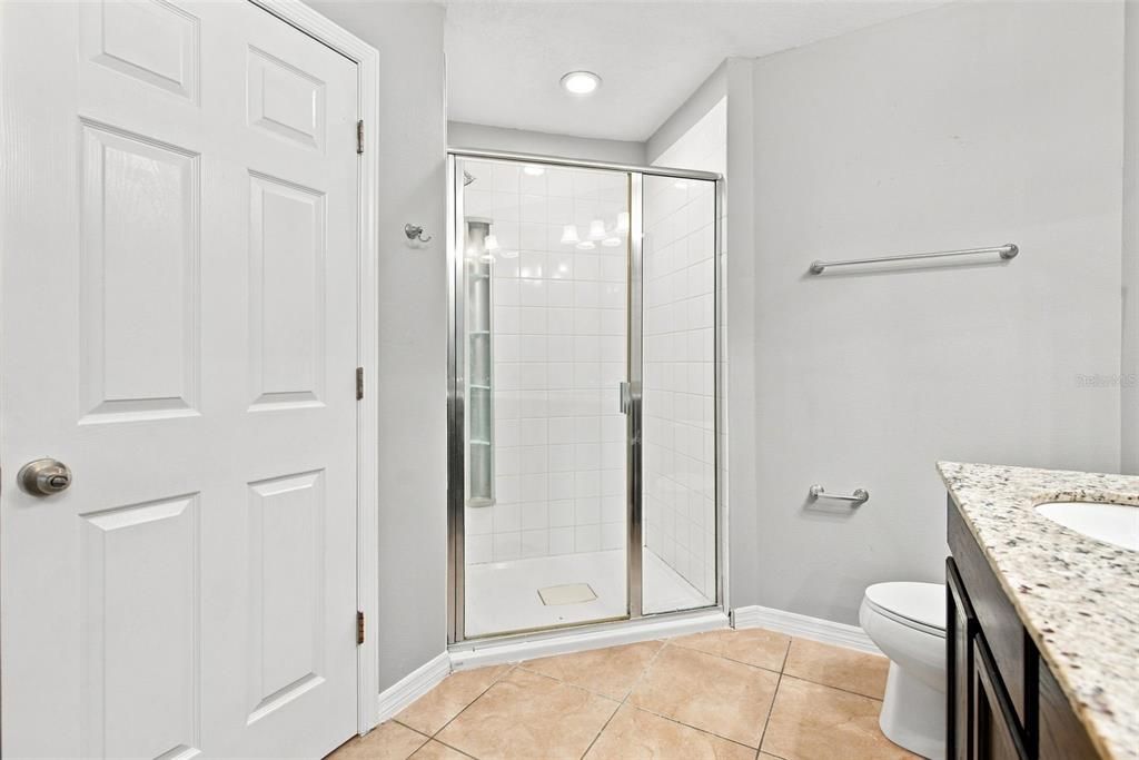 For Rent: $2,650 (3 beds, 2 baths, 1733 Square Feet)