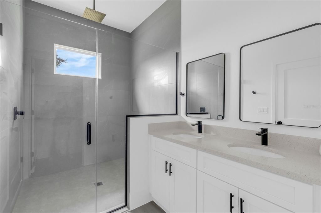 For Sale: $334,900 (4 beds, 2 baths, 2040 Square Feet)