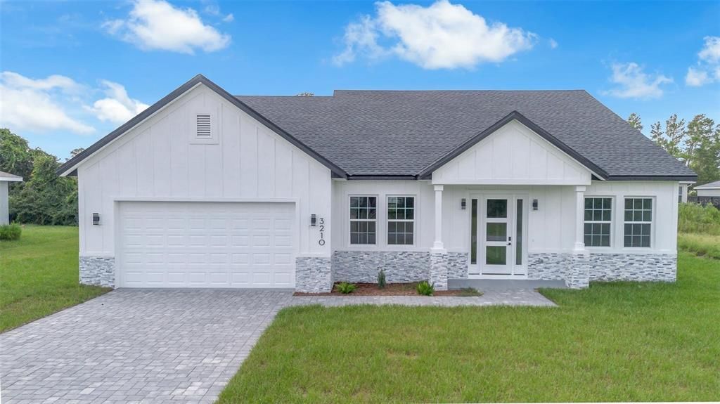 For Sale: $334,900 (4 beds, 2 baths, 2040 Square Feet)
