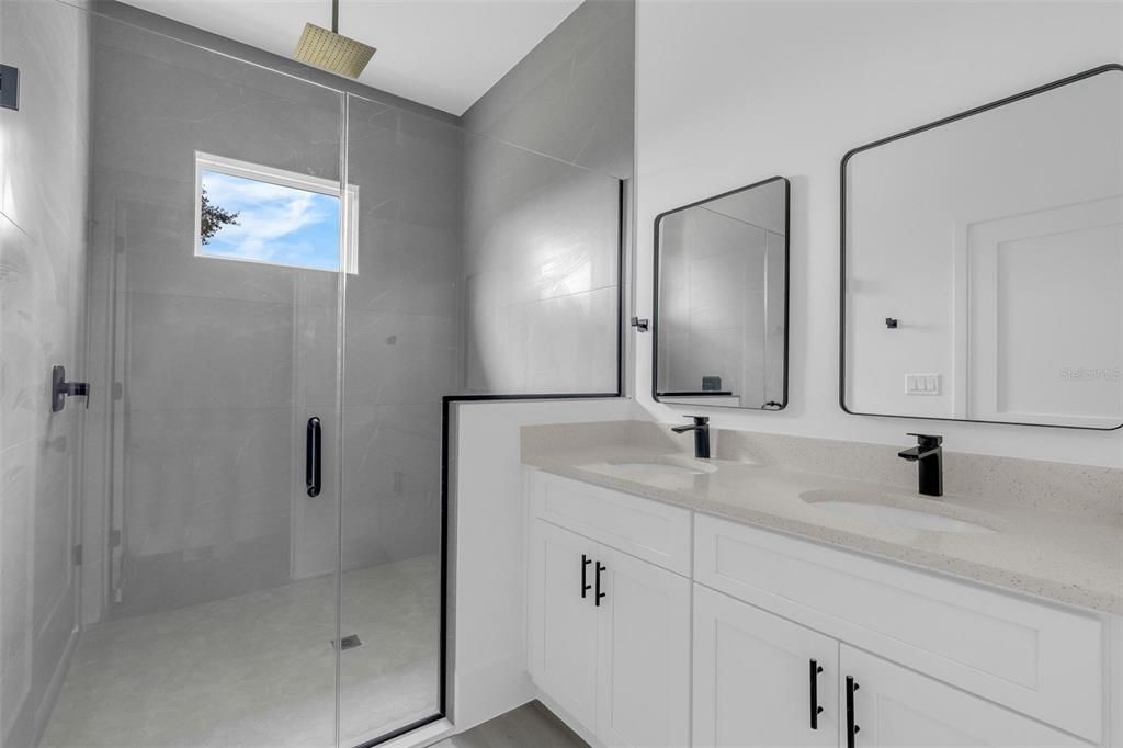For Sale: $334,900 (4 beds, 2 baths, 2040 Square Feet)