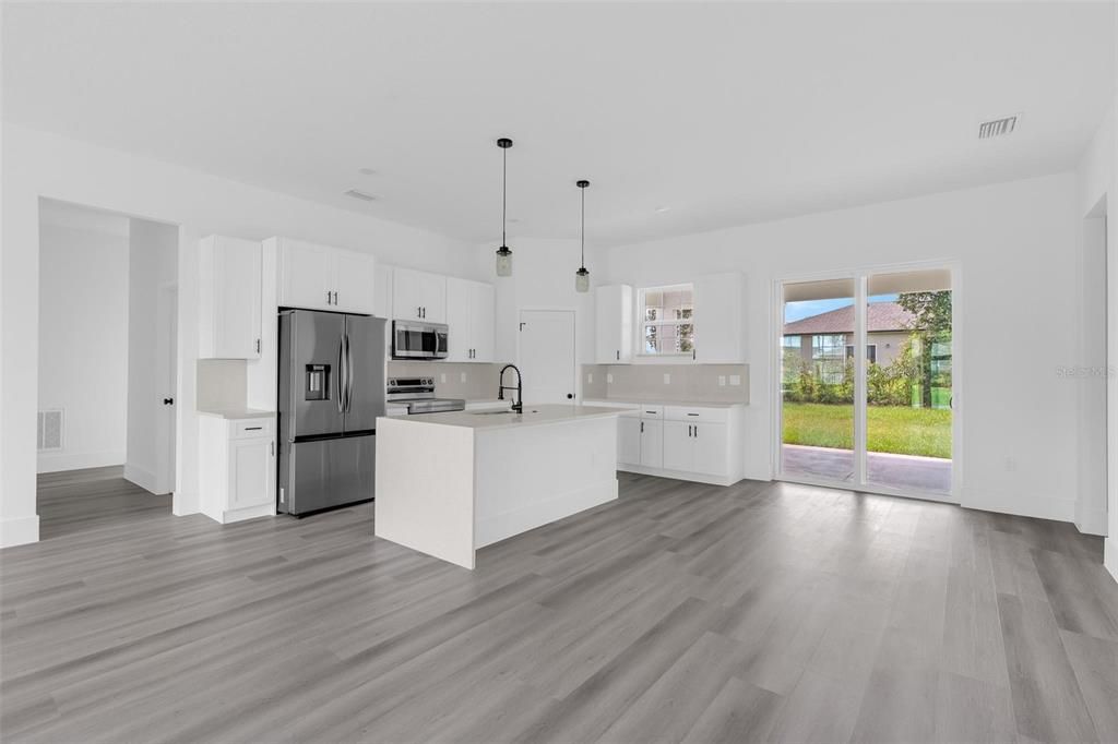 For Sale: $334,900 (4 beds, 2 baths, 2040 Square Feet)