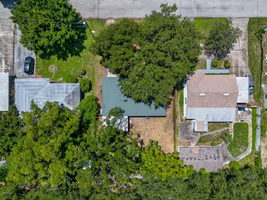 For Sale: $348,000 (2 beds, 1 baths, 925 Square Feet)