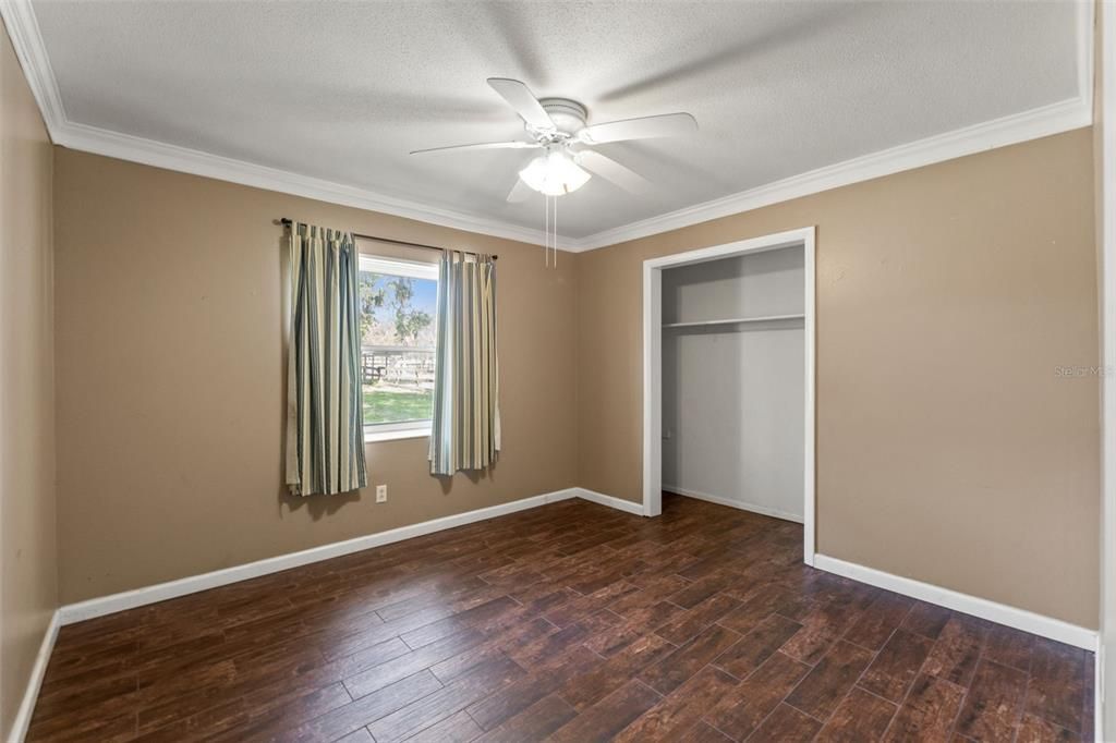 For Sale: $1,050,000 (3 beds, 3 baths, 1661 Square Feet)