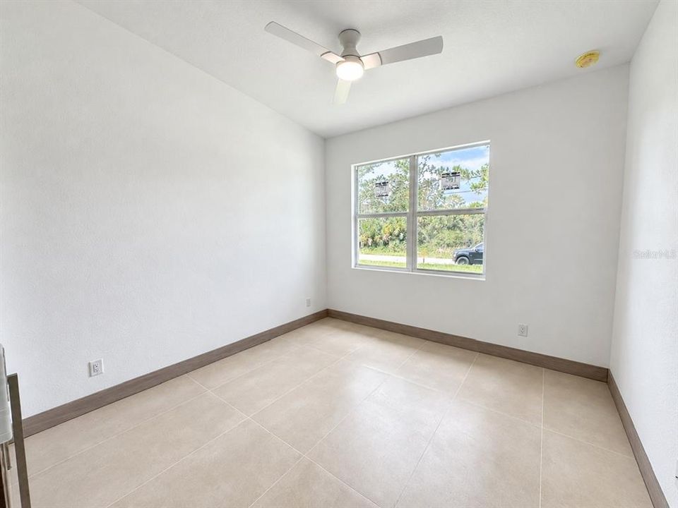 For Sale: $405,000 (3 beds, 2 baths, 1768 Square Feet)