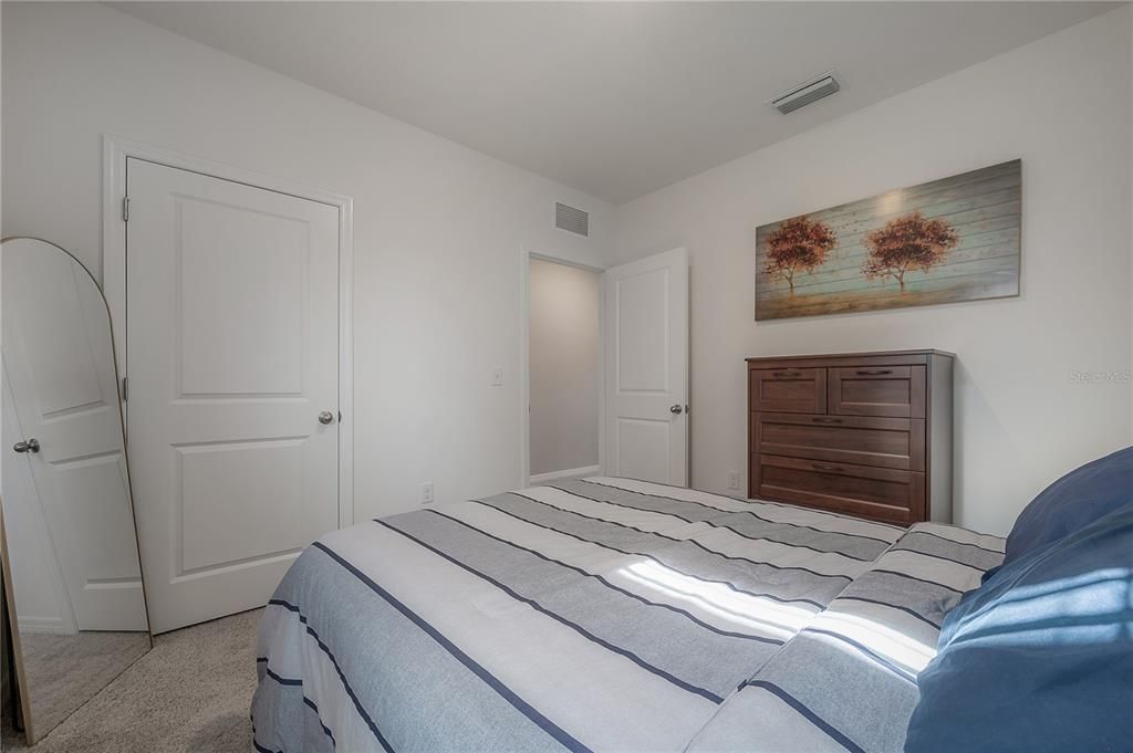 For Sale: $385,000 (3 beds, 2 baths, 1516 Square Feet)