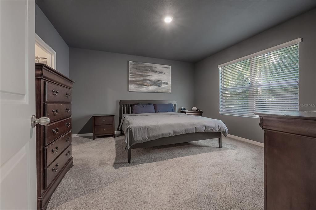 For Sale: $385,000 (3 beds, 2 baths, 1516 Square Feet)