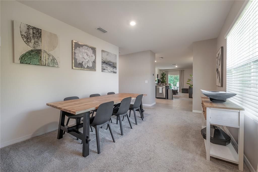 For Sale: $385,000 (3 beds, 2 baths, 1516 Square Feet)