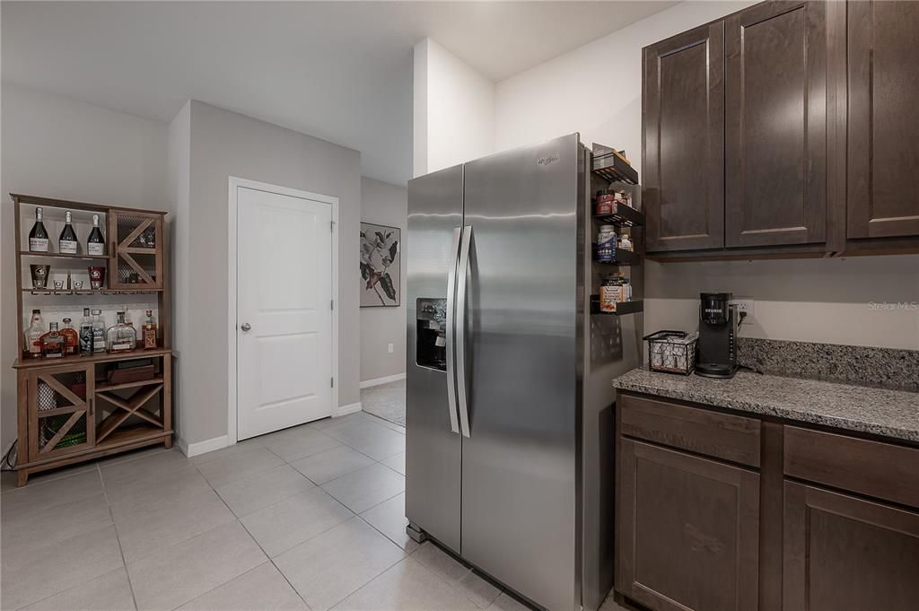 For Sale: $385,000 (3 beds, 2 baths, 1516 Square Feet)