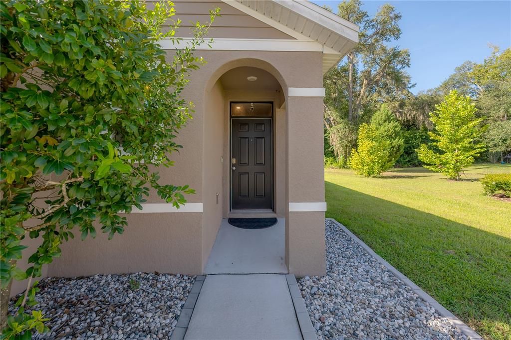 For Sale: $385,000 (3 beds, 2 baths, 1516 Square Feet)
