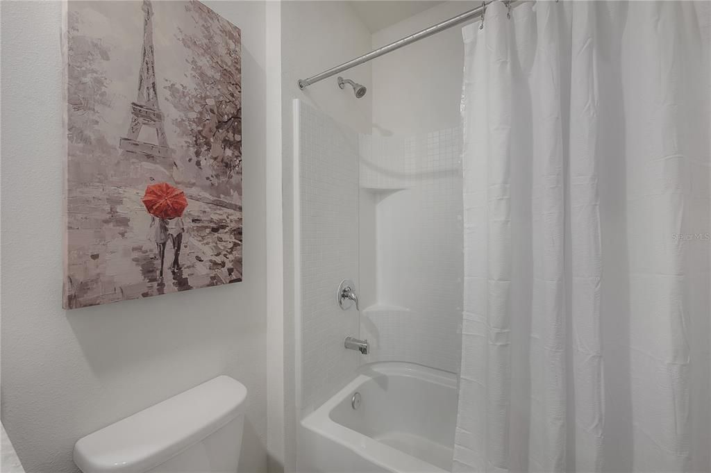 For Sale: $385,000 (3 beds, 2 baths, 1516 Square Feet)