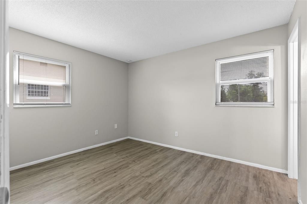 For Rent: $1,750 (3 beds, 2 baths, 1122 Square Feet)