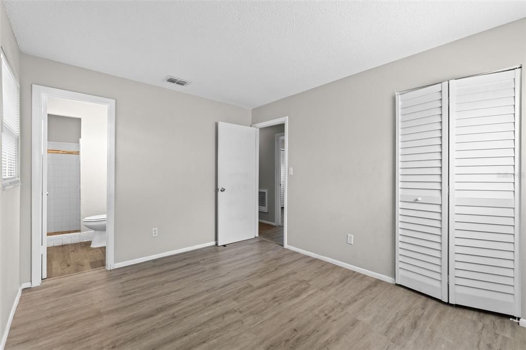 For Rent: $1,750 (3 beds, 2 baths, 1122 Square Feet)